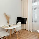 Apartamento Nowoczesne Studia Blisko Centrum Gdanska By Renters *