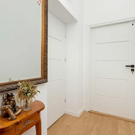 Nowoczesne Studia Blisko Centrum Gdanska By Rent Like Gdansk