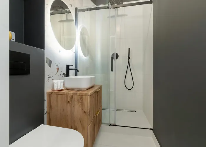 Nowoczesne Studia Blisko Centrum Gdanska By Renters
