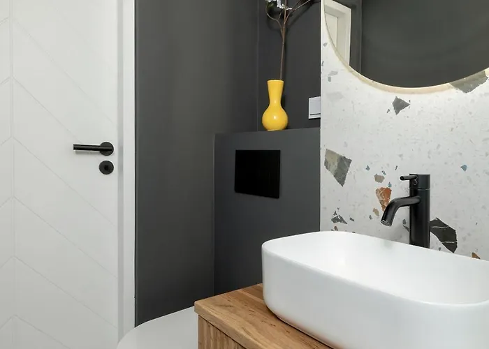 Nowoczesne Studia Blisko Centrum Gdanska By Rent Like شقة